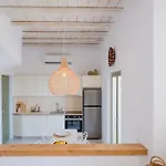 White Cliff Paros Villa *