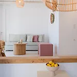 Villa White Cliff Paros Ambelas