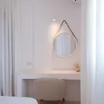 White Cliff Paros Villa *