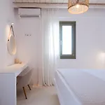 White Cliff Paros Вилла