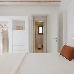 White Cliff Paros Вилла
