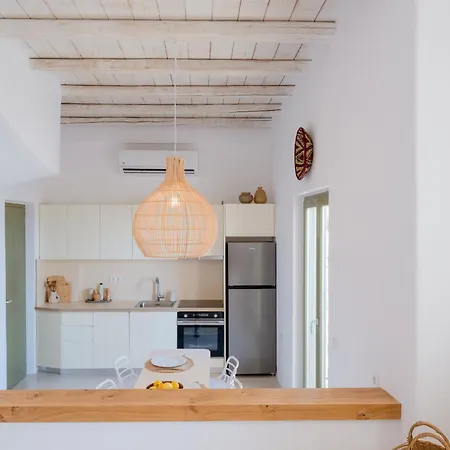 White Cliff Paros Villa *