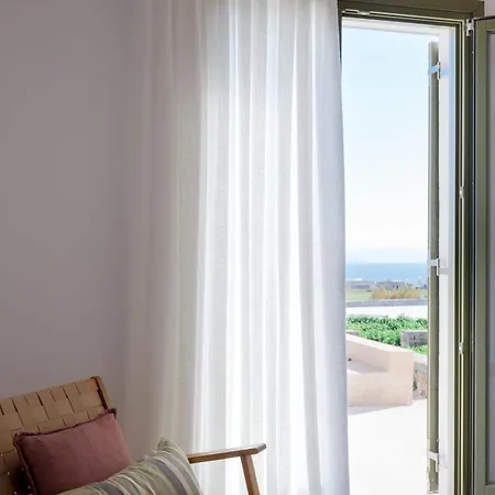 White Cliff Paros Villa *