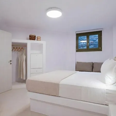 White Cliff Paros Villa Ambelász