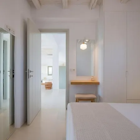 White Cliff Paros Villa Ambelász