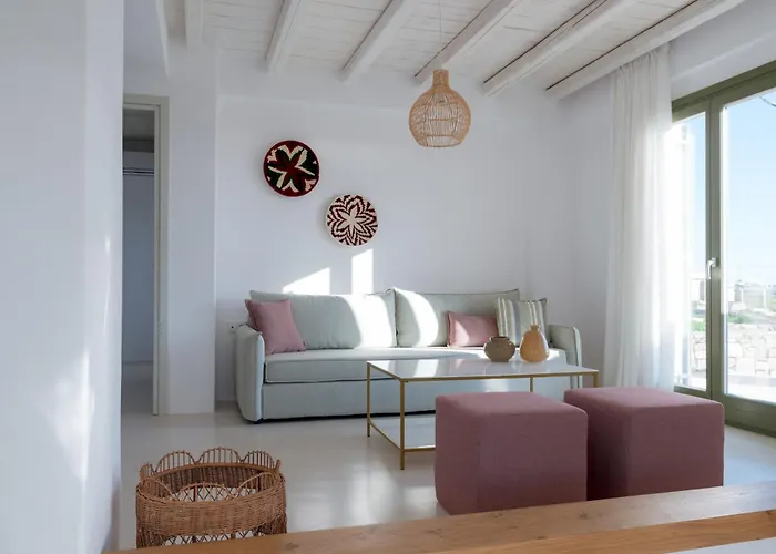 White Cliff Paros * Ampelas