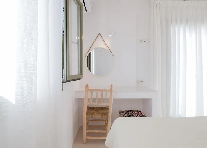 White Cliff Paros Villa Ampelas