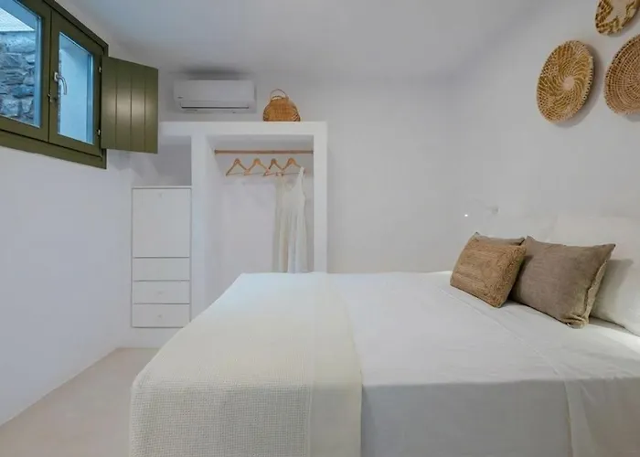 White Cliff Paros Villa Ambelas