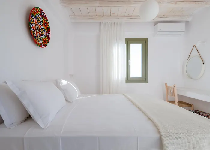 White Cliff Paros Villa *